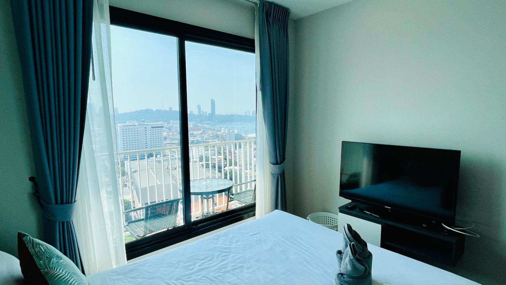 The Base 1 Bed 1 Bath Appartamento Pattaya Esterno foto