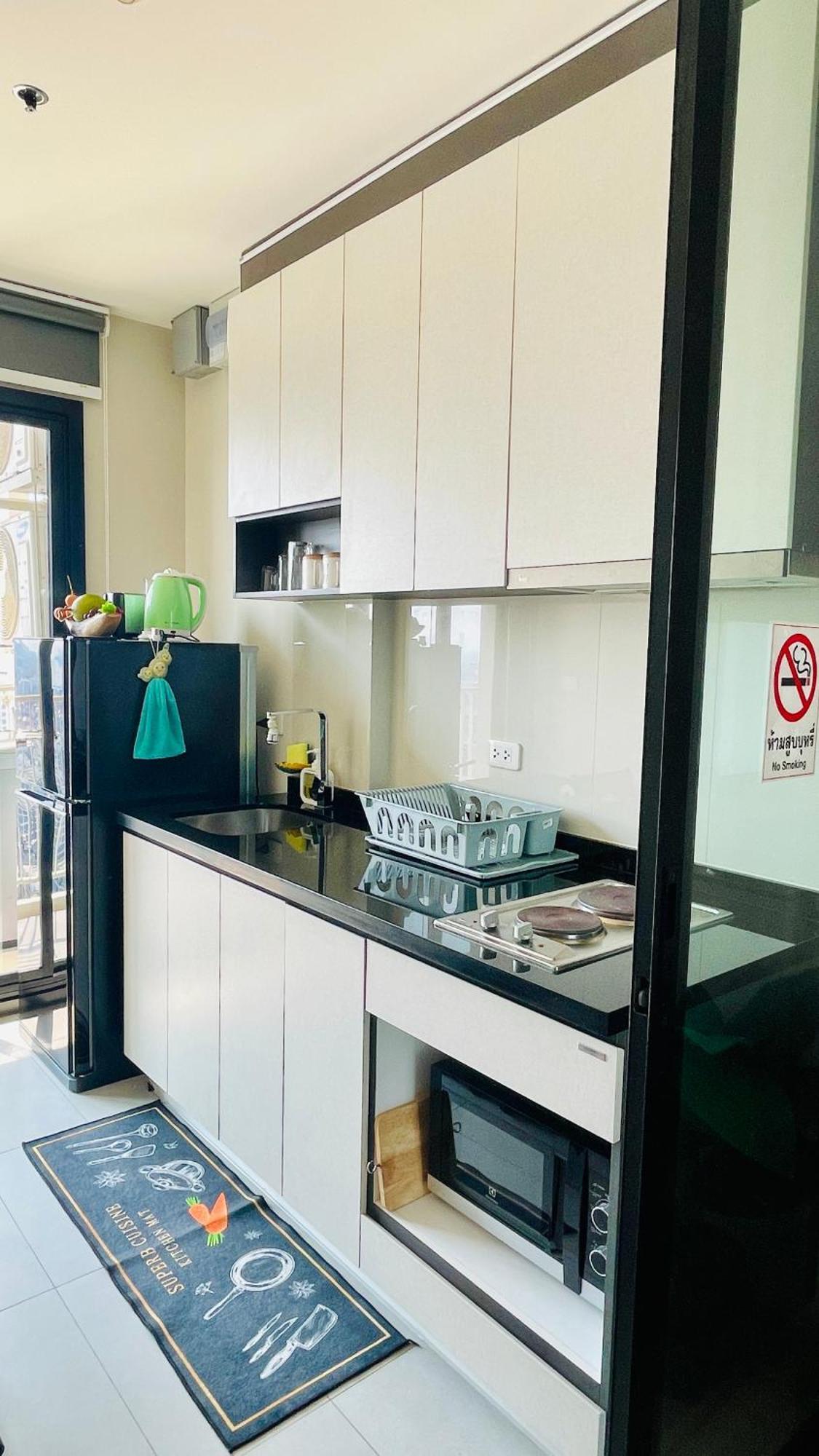 The Base 1 Bed 1 Bath Appartamento Pattaya Esterno foto